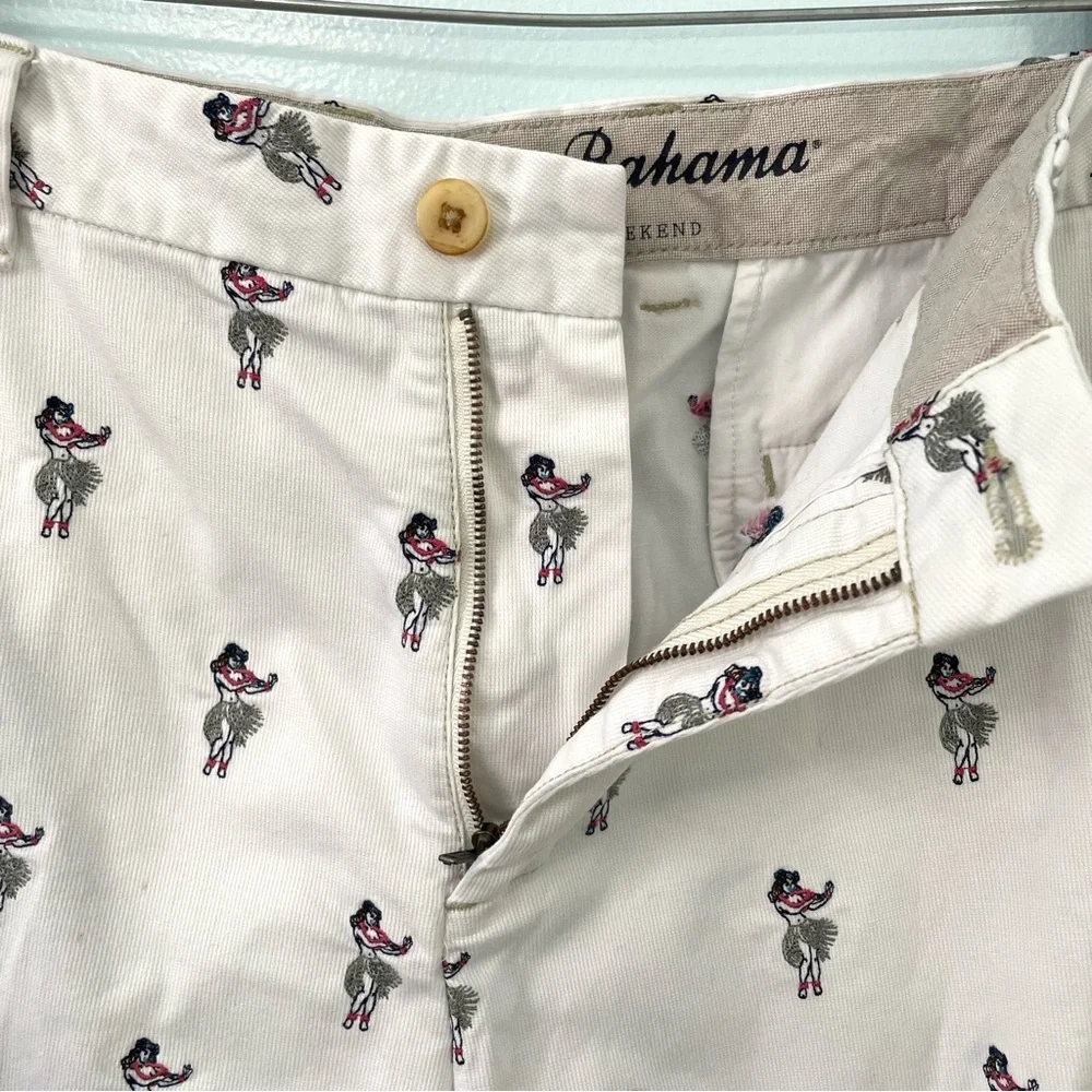 Tommy Bahama White Embroidered Hula Girls Shorts Size 40